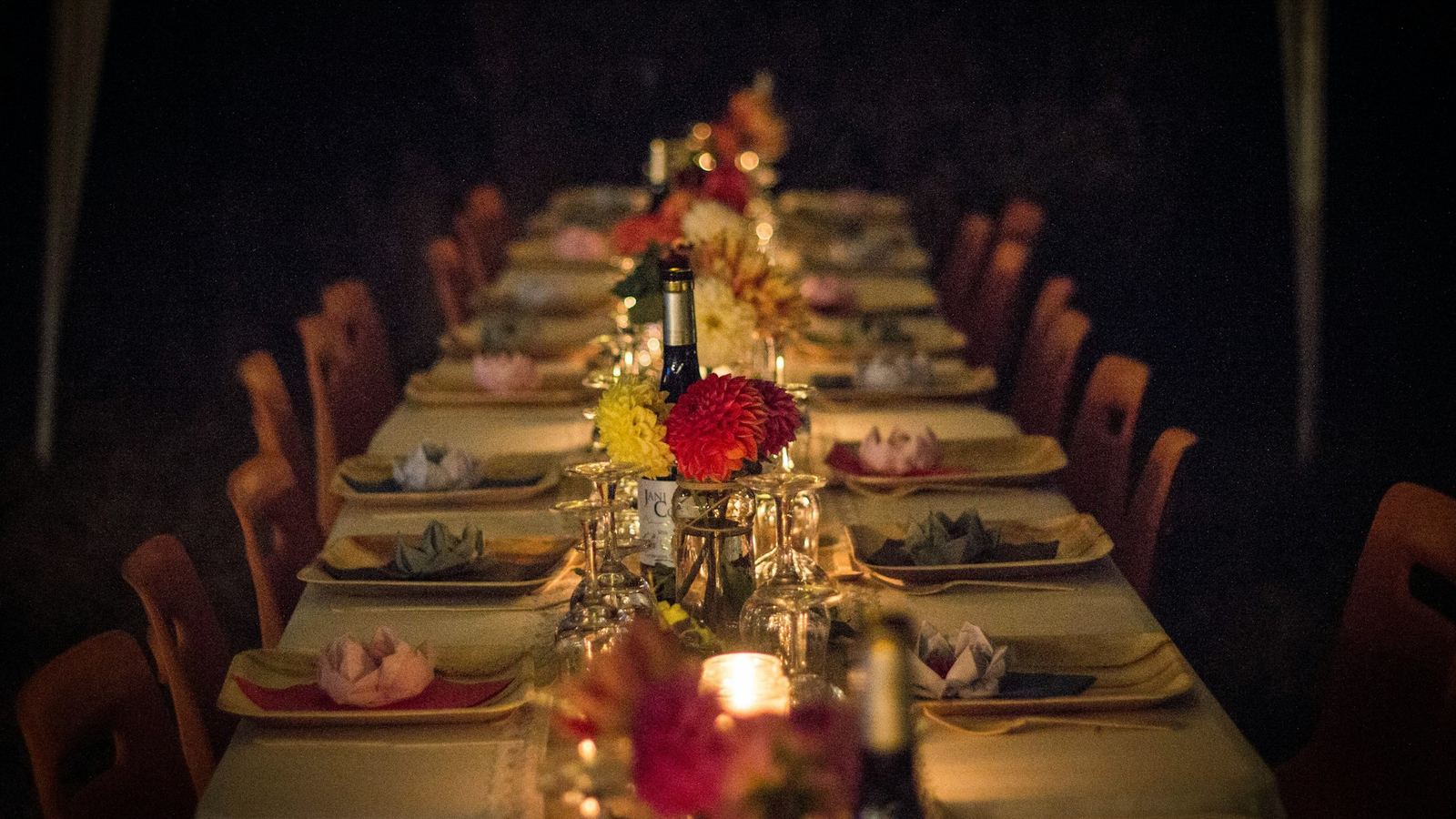 A festive Thanksgiving dinner spread on a table